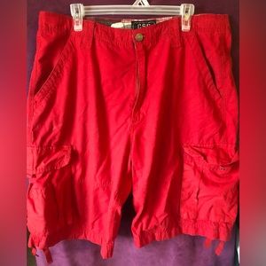 Men’s cargo shorts